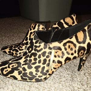 Calvin Klein Jeanna leopard bootie 7